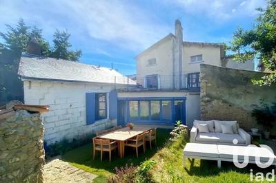 Maison de ville - 110 m² - 8 pièces