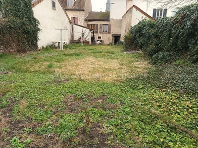 Maison - 92 m² - 3 pièces