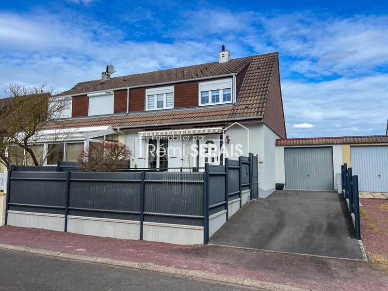 Maison - 80 m² - 4 pièces