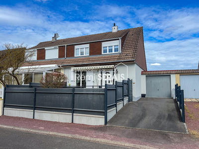 Maison - 80 m² - 4 pièces