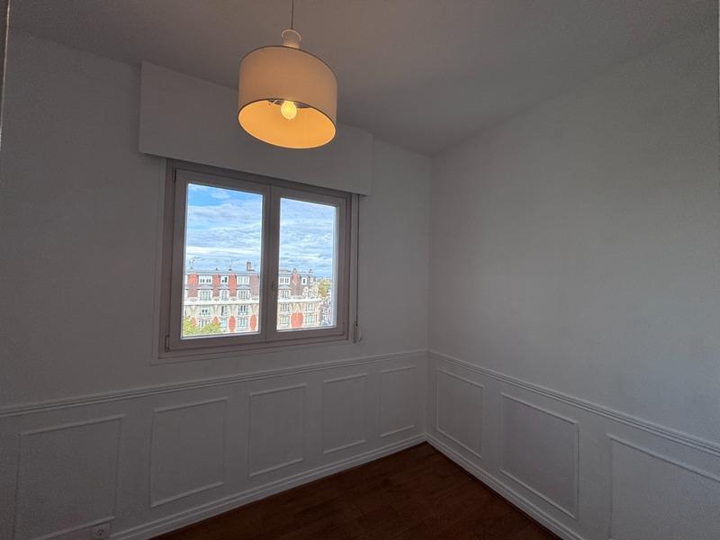 Appartement - 120 m² - 6 pièces