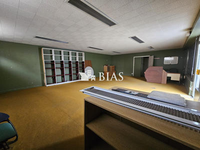 Local commercial - 90 m²