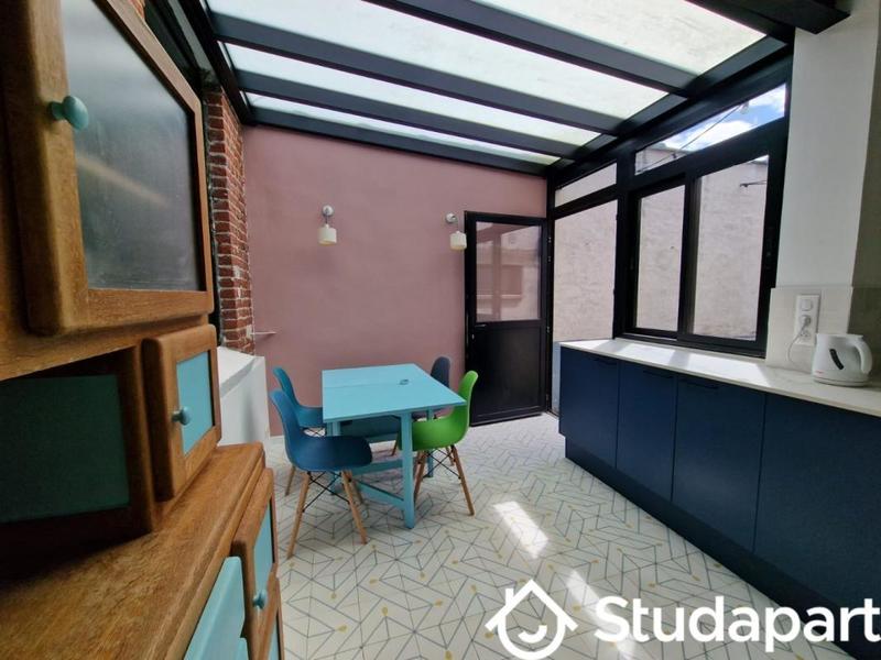 Chambre - 13 m² - 1 pièce