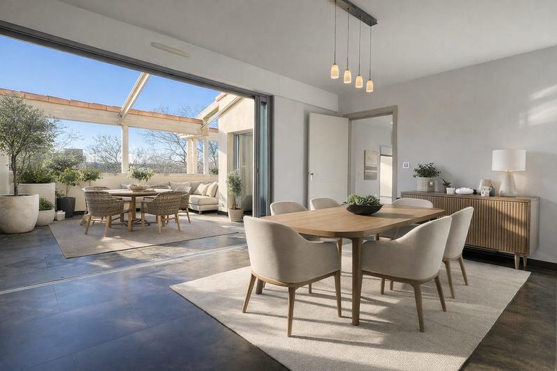 Duplex - 215 m² - 5 pièces