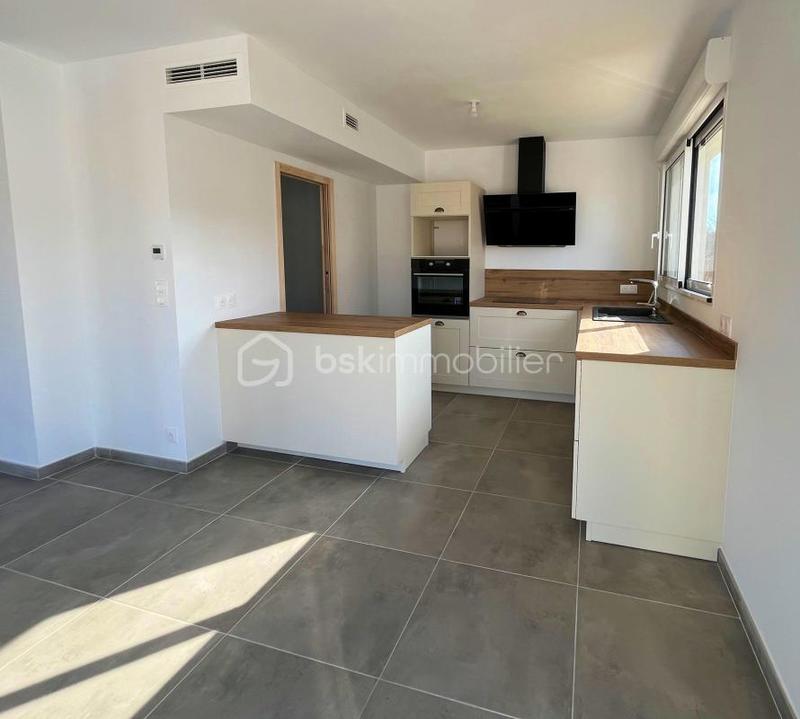 Villa - 105 m² - 4 pièces