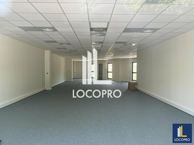 Local commercial - 310 m²