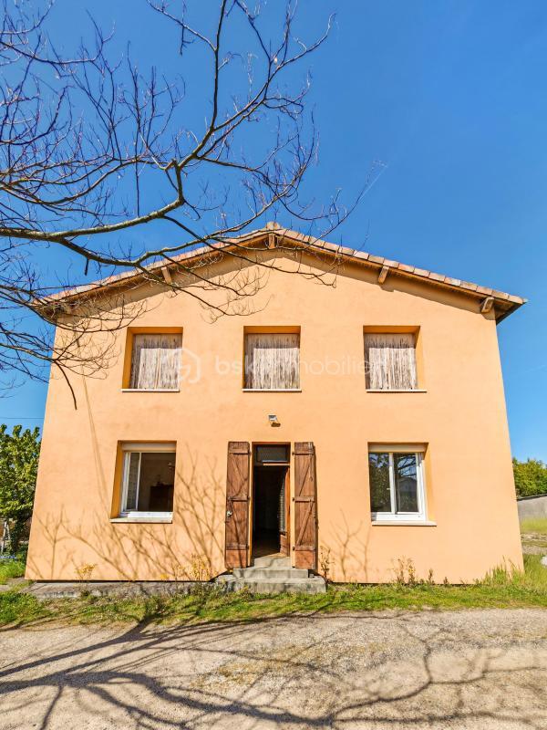 Maison traditionnelle - 80 m² - 5 pièces