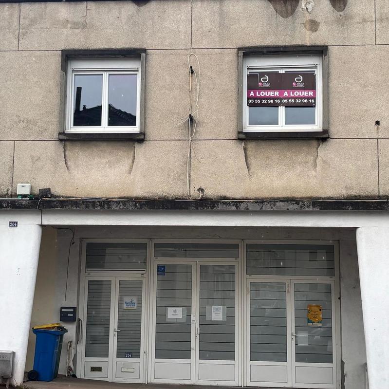 Local commercial - 140 m²