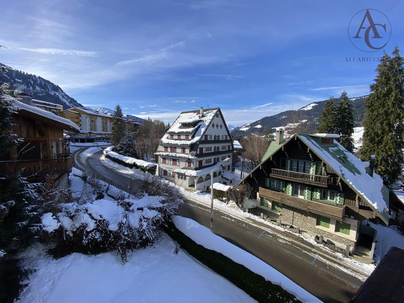 Appartement - 120 m² - 6 pièces