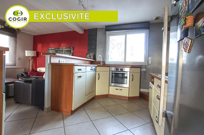 Maison - 121 m² - 5 pièces