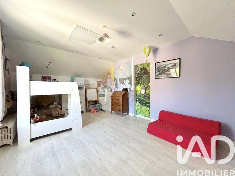 Maison - 99 m² - 5 pièces