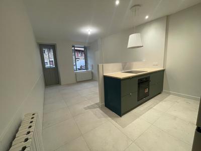 Maison - 120 m² - 3 pièces