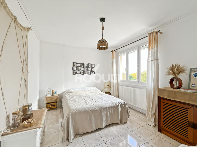 Maison - 194 m² - 7 pièces