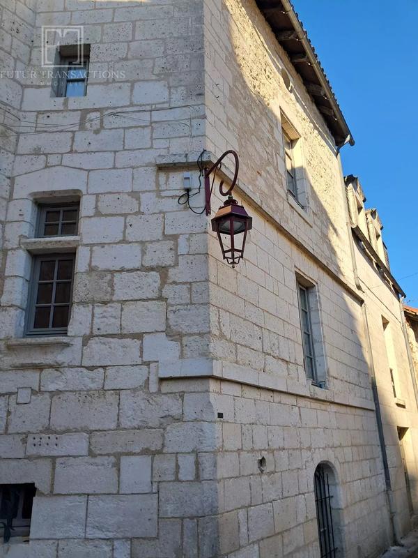 Immeuble - 265 m² - 11 pièces