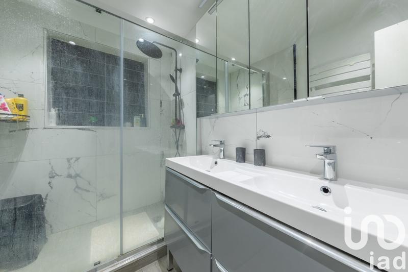 Appartement - 104 m² - 5 pièces