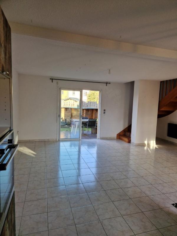 Maison traditionnelle - 100 m² - 5 pièces