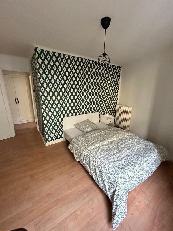 Appartement - 90 m² - 5 pièces