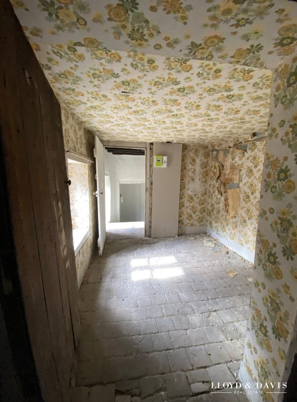 Loft - 100 m² - 1 pièce