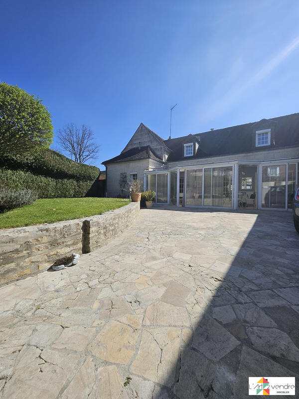 Maison - 185 m² - 6 pièces