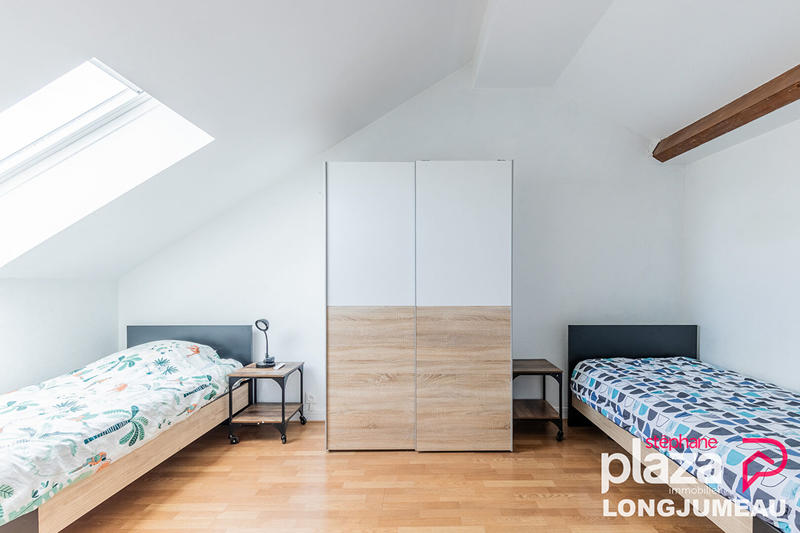 Appartement - 93 m² - 5 pièces