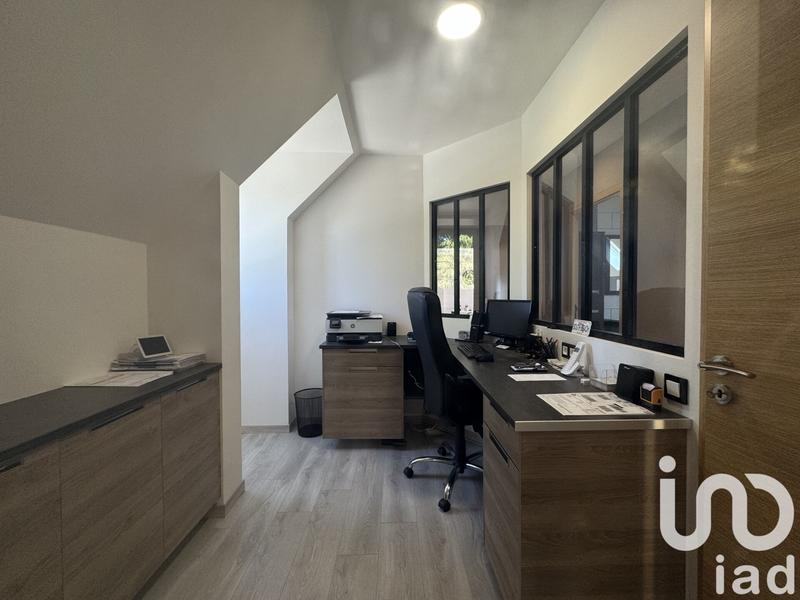 Maison - 162 m² - 7 pièces