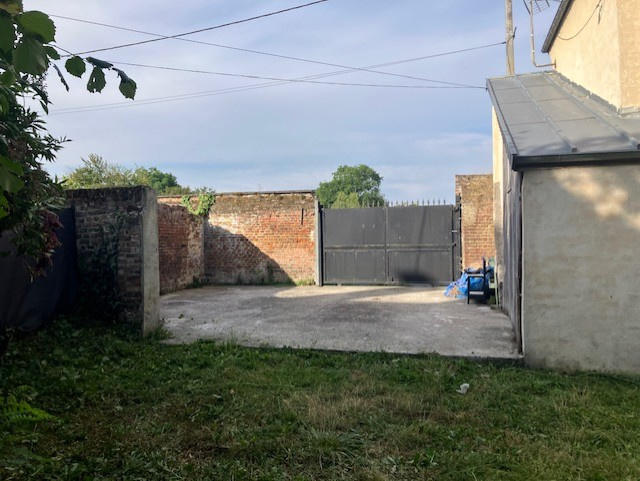 Maison de village - 110 m² - 6 pièces