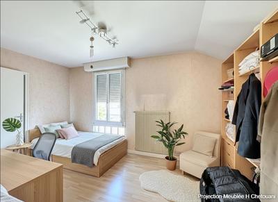 Maison - 101 m² - 5 pièces