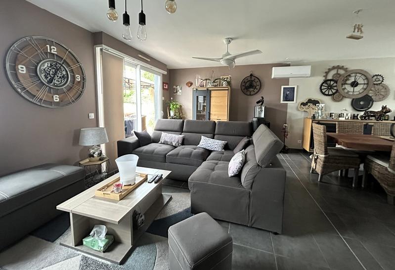 Maison - 90 m² - 5 pièces