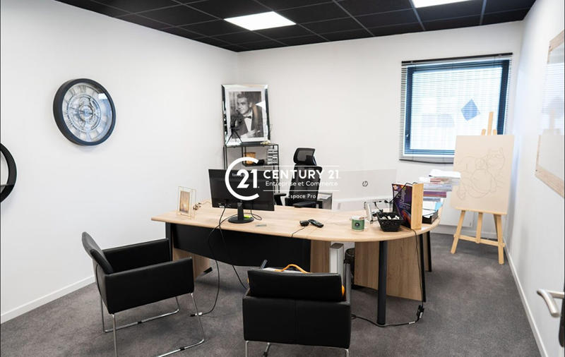 Local d'activités - 470 m²