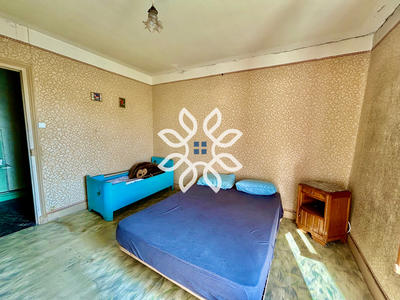 Propriété - 197 m² - 7 pièces