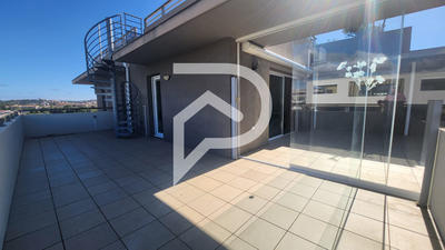 Appartement - 85 m² - 3 pièces