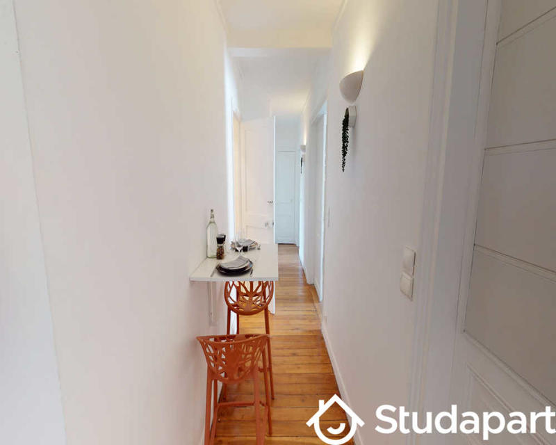 Chambre - 80 m² - 1 pièce