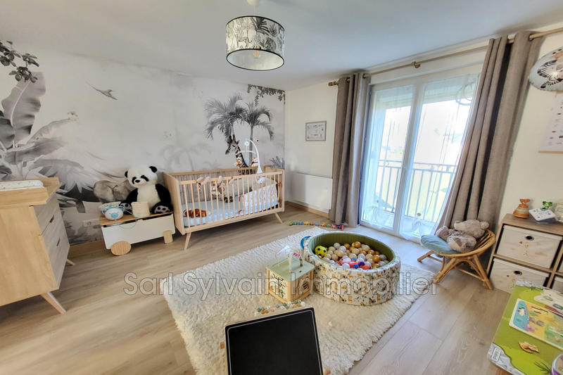 Maison - 191 m² - 7 pièces