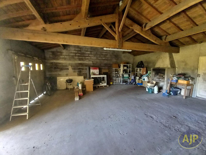 Maison - 99 m² - 4 pièces