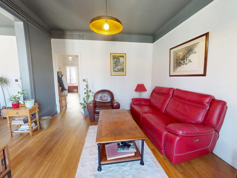 Appartement - 80 m² - 4 pièces