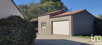 Maison - 140 m² - 8 pièces