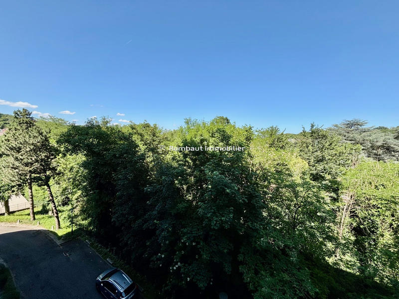 Appartement - 103 m² - 5 pièces