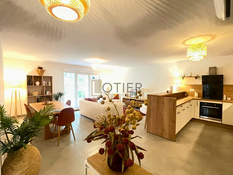 Appartement - 79 m² - 3 pièces