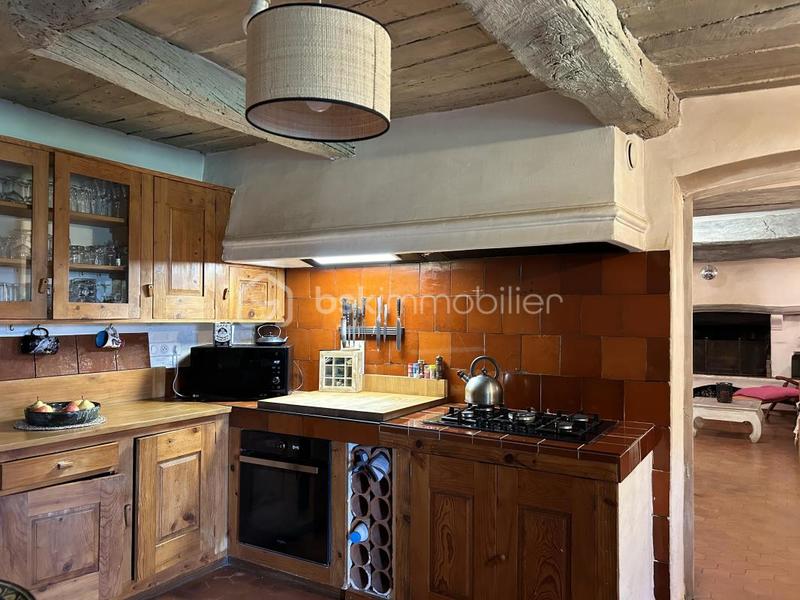 Maison - 181 m² - 6 pièces