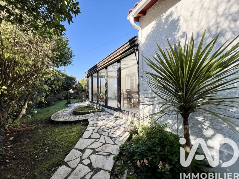 Maison - 168 m² - 6 pièces