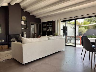 Maison - 123 m² - 5 pièces