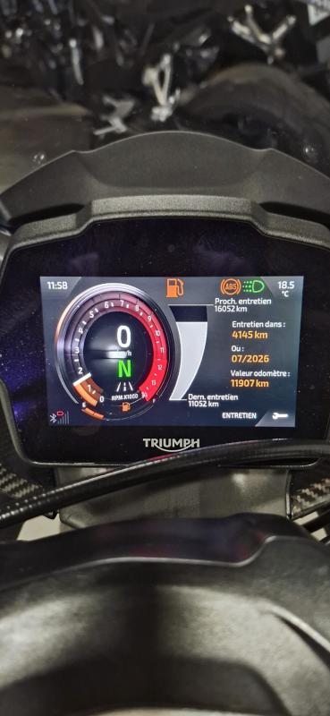 Triumph Speed Triple 1200 Rr