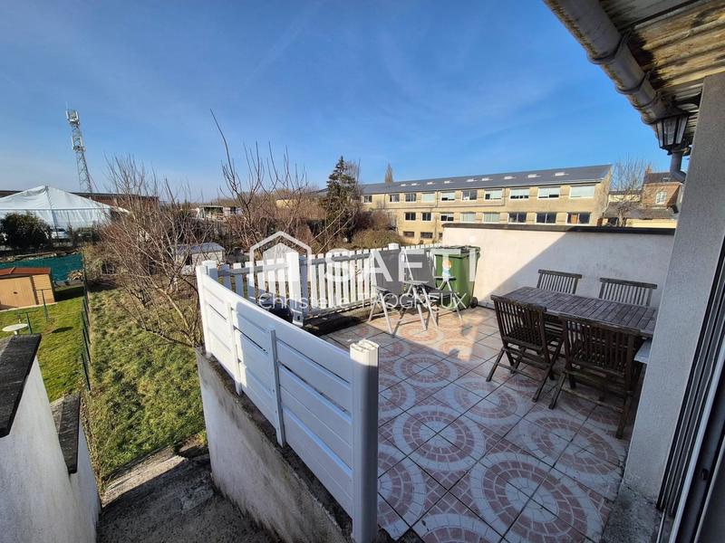 Maison - 101 m² - 5 pièces