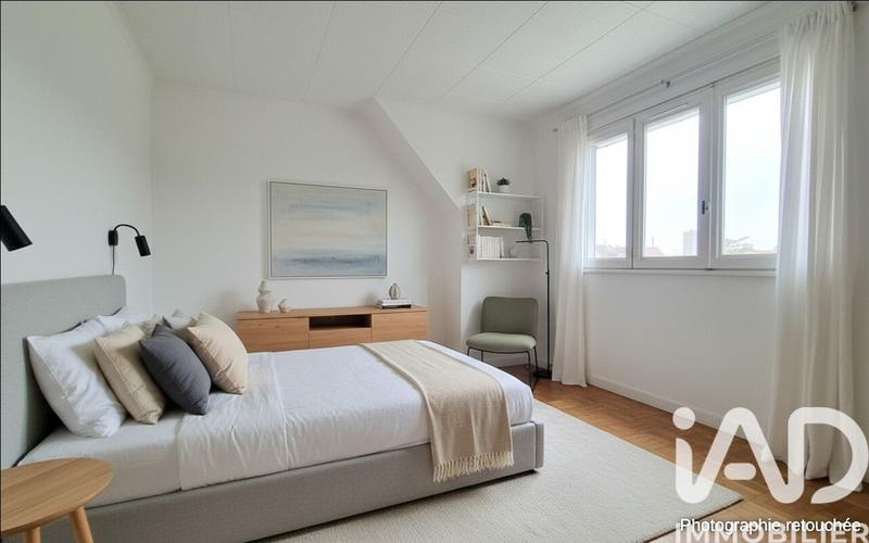 Maison - 94 m² - 5 pièces