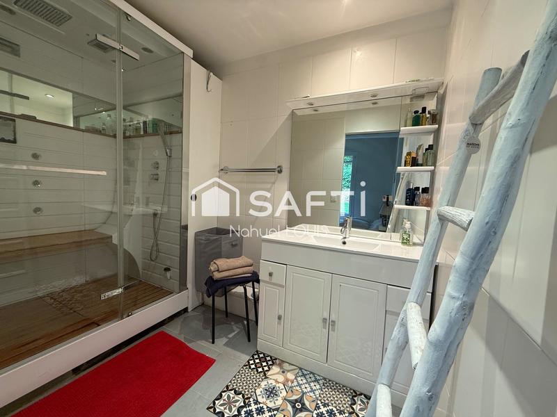 Appartement - 90 m² - 5 pièces