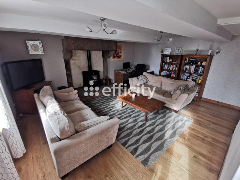 Maison - 170 m² - 7 pièces