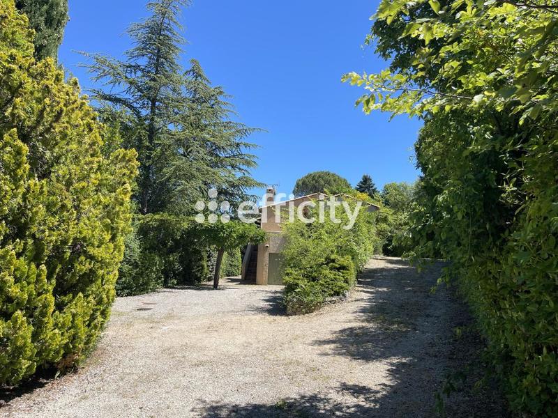 Villa - 175 m² - 8 pièces