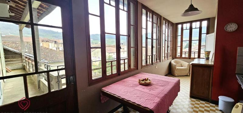 Maison de village - 242 m² - 10 pièces