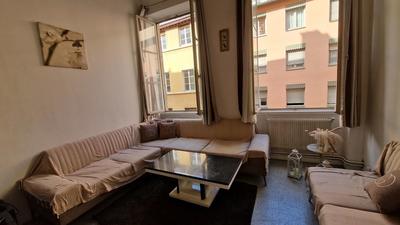 Appartement - 82 m² - 3 pièces