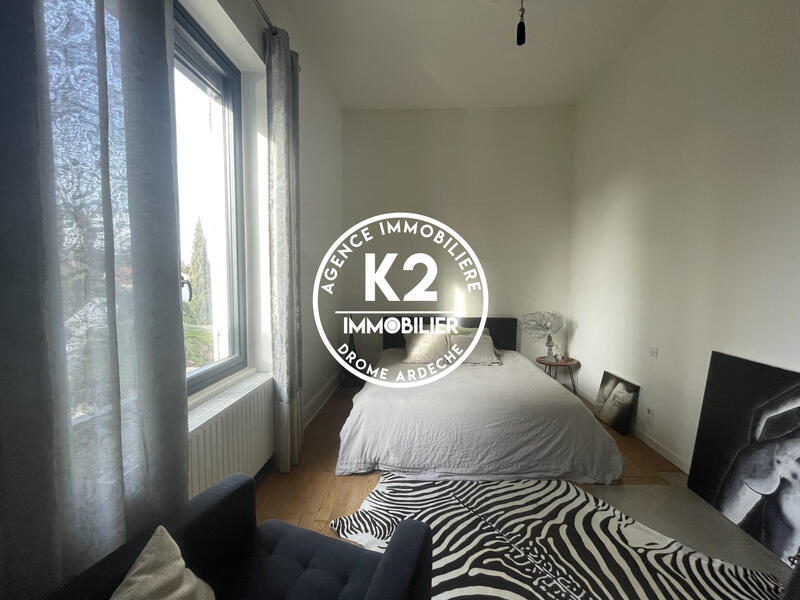 Appartement - 154 m² - 4 pièces